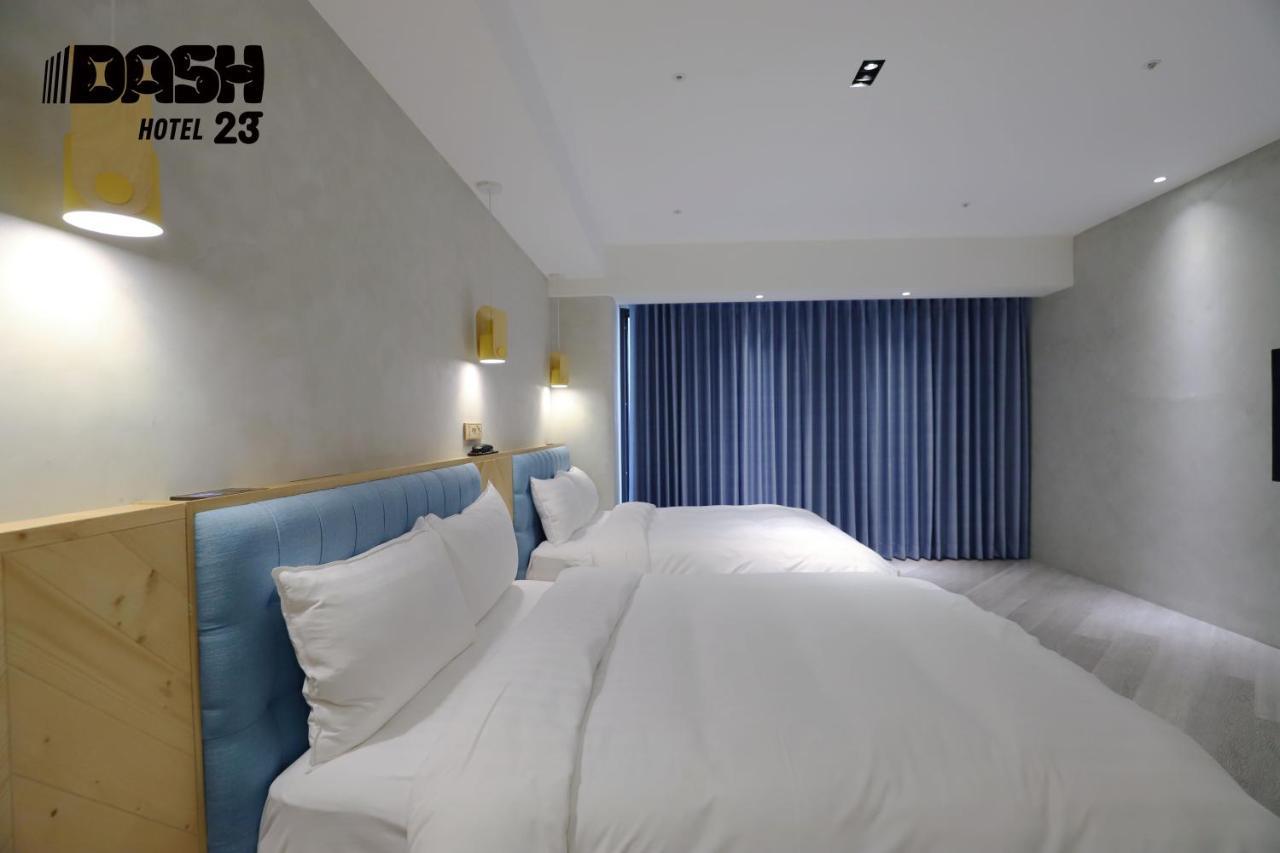 Dash 23 Hotel Tainan Dış mekan fotoğraf