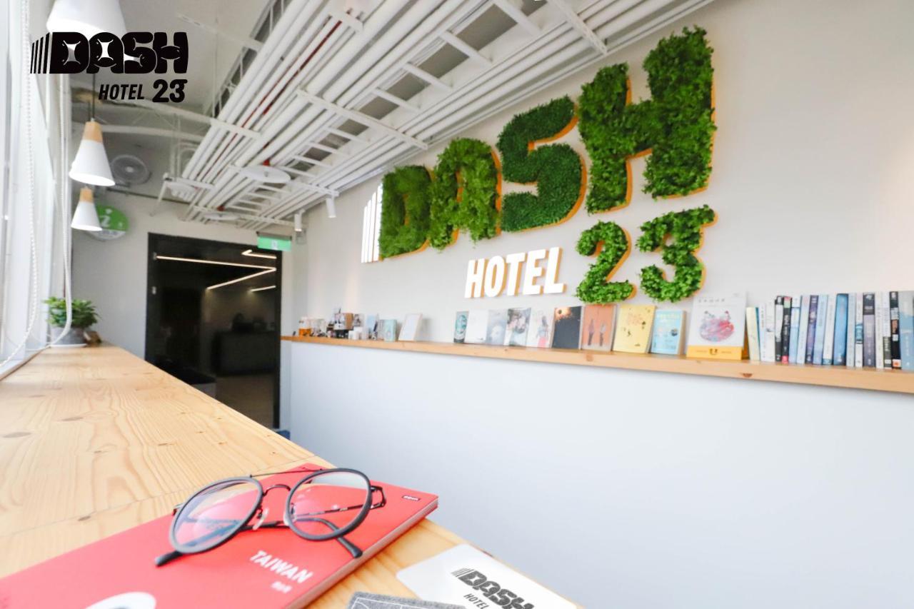 Dash 23 Hotel Tainan Dış mekan fotoğraf