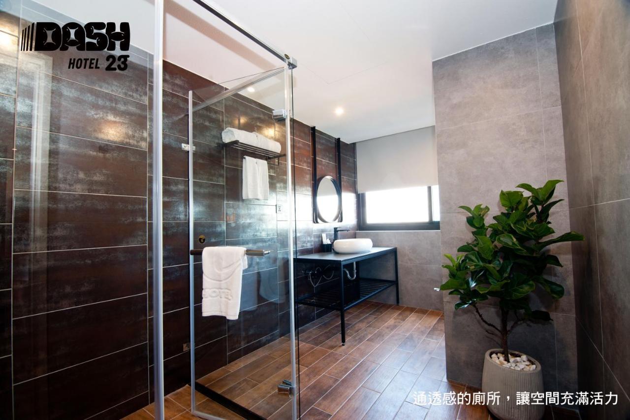 Dash 23 Hotel Tainan Dış mekan fotoğraf